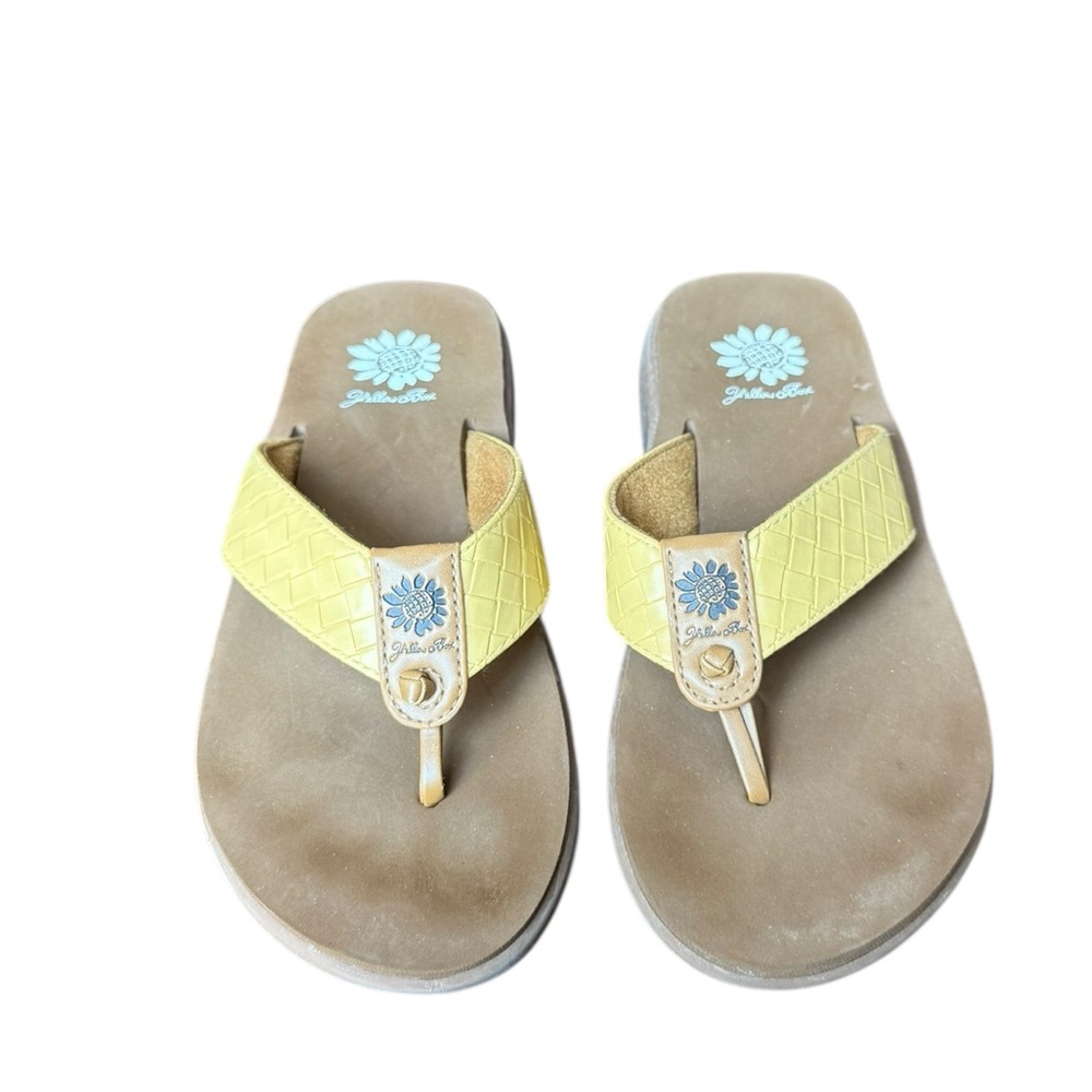 Yellow Box Sandals with Yellow Strap and Brown Footbed Size 6.5